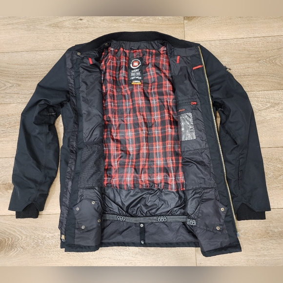 Snowboarding 686 jacket - Picture 3 of 6